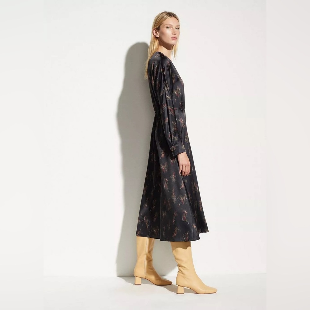 NWT Vince Wisteria Dolman Sleeve Dress Black Floral S - Picture 3 of 5